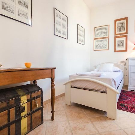 Lupari Apartment, Palazzo Storico Sotto Le Due Torri Bologna Eksteriør bilde