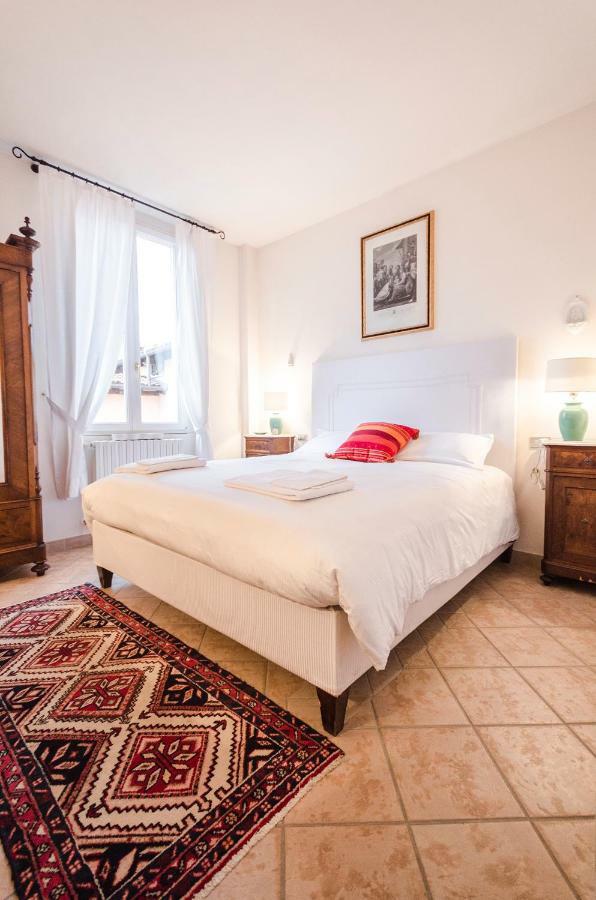 Lupari Apartment, Palazzo Storico Sotto Le Due Torri Bologna Eksteriør bilde