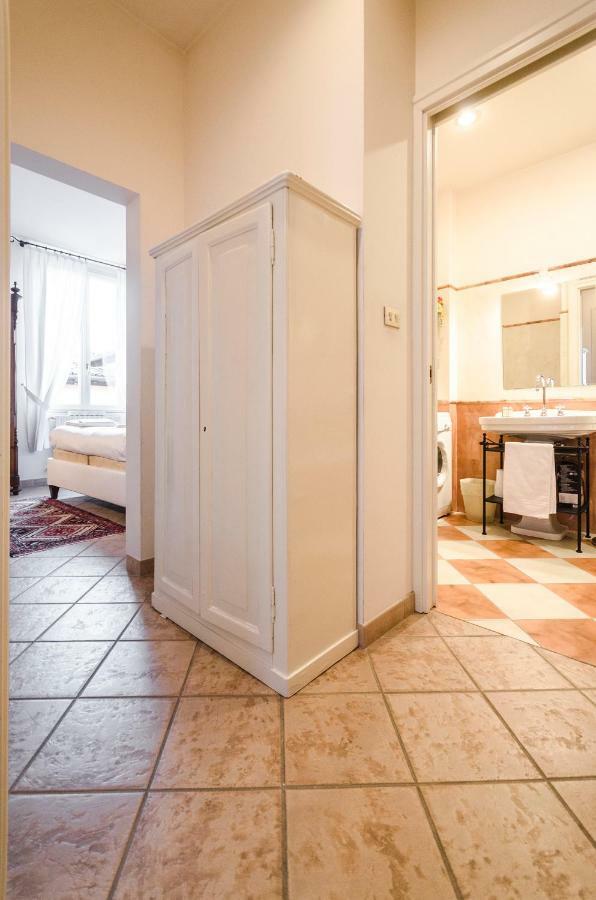 Lupari Apartment, Palazzo Storico Sotto Le Due Torri Bologna Eksteriør bilde